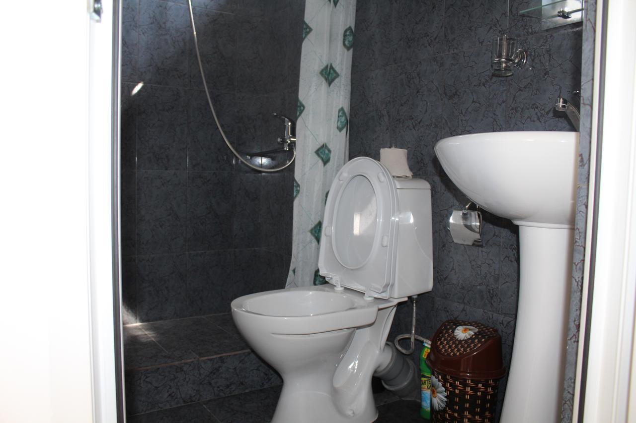 Guest House U Aleny Gagra Exterior foto