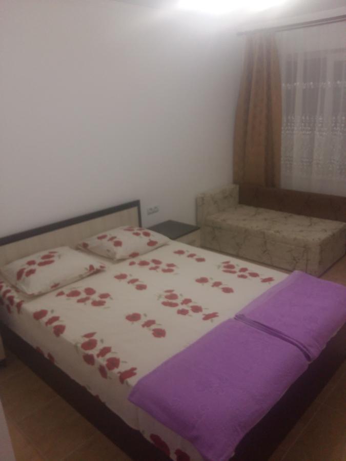 Guest House U Aleny Gagra Exterior foto