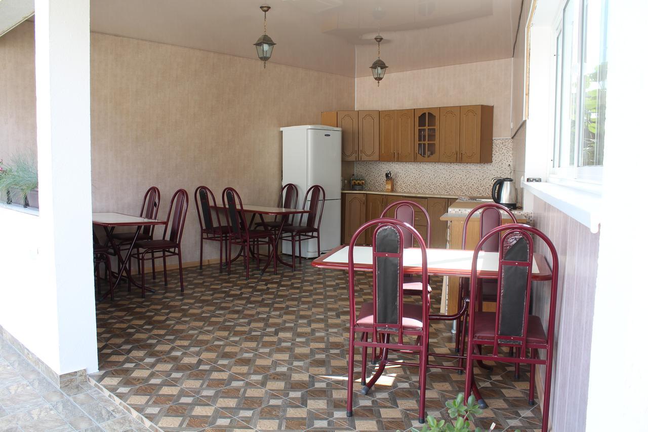 Guest House U Aleny Gagra Exterior foto