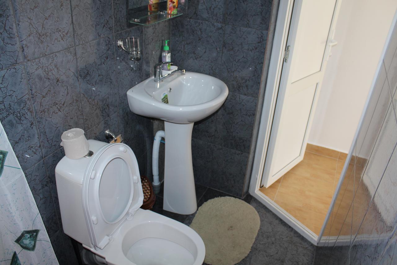 Guest House U Aleny Gagra Exterior foto